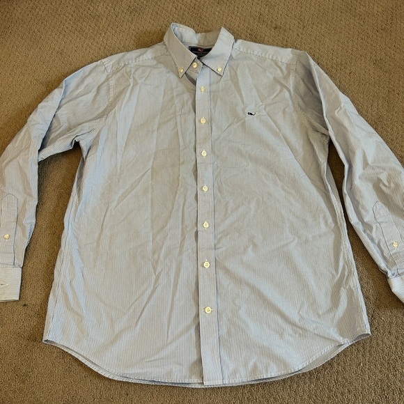 Vineyard Vines Other - Vineyard vines striped button down